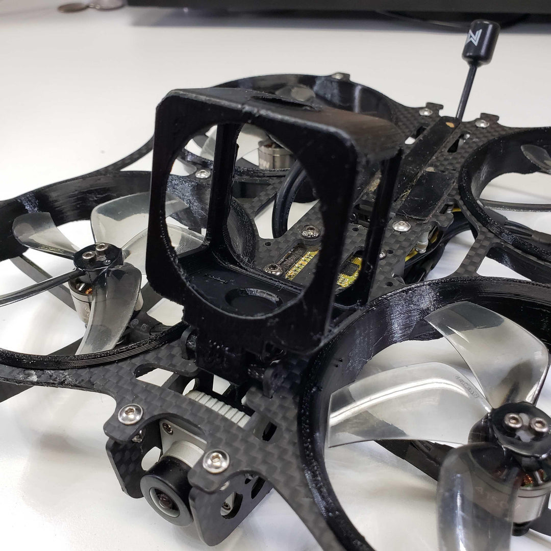 Accesorios impresos en 3D NewBeeDrone CineMah: soportes GoPro, conductos, etc. 