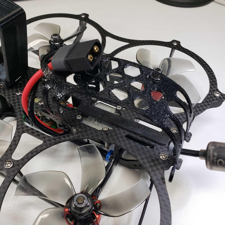 Accesorios impresos en 3D NewBeeDrone CineMah: soportes GoPro, conductos, etc. 