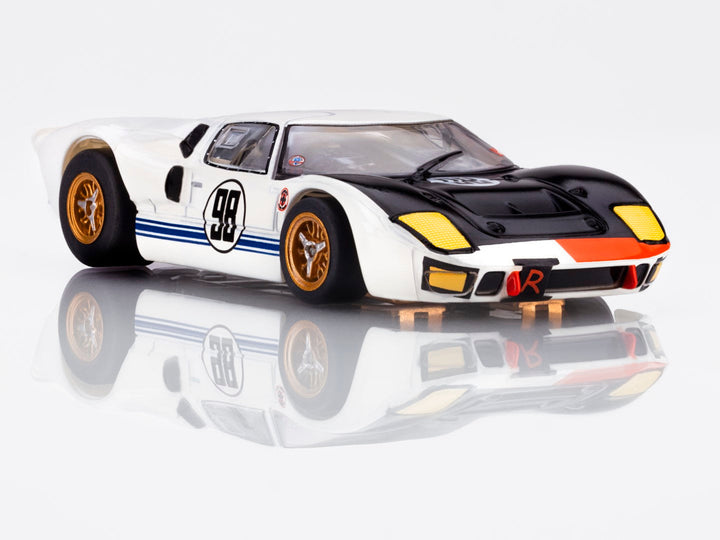AFX 22059 Ford GT40 Mark II #98 Ken Miles 1966 Daytona Winner HO Slot Car