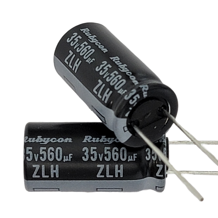 Condensador Rubycon ZHL de 35 V y 560 µF