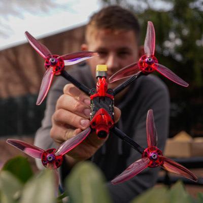 Dron de carreras FPV WREKD® Hoku construido y ajustado con ELRS y HDZERO: elija Kv