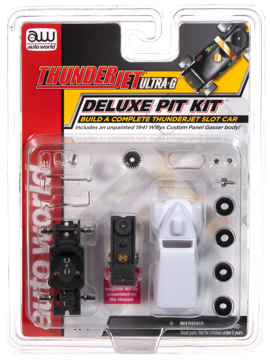 Auto World 1941 Willys Gasser Deluxe Pit Kit White Body HO Slot Car TRX130