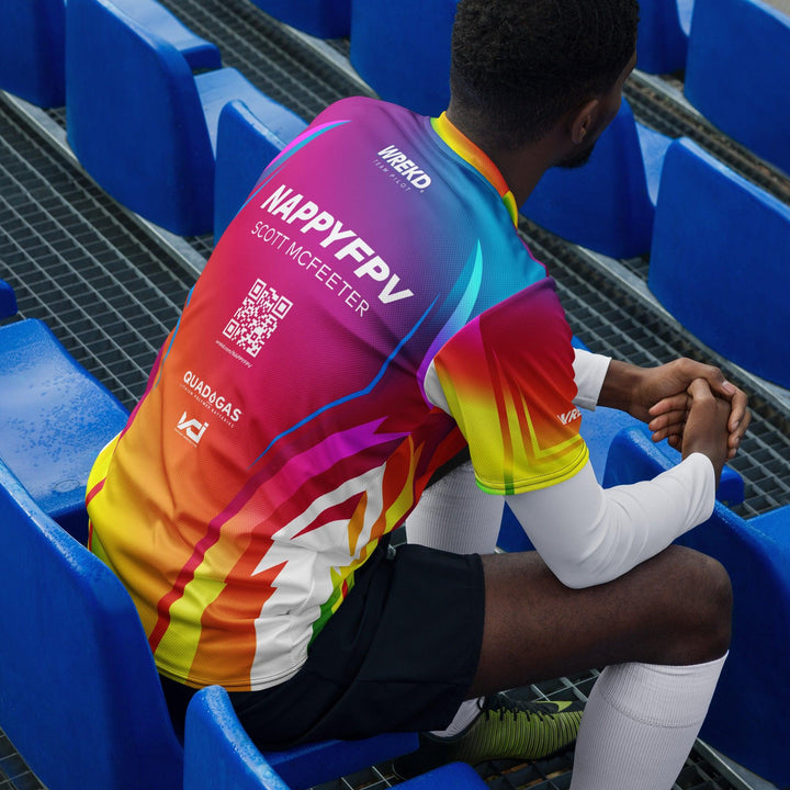 Jersey de piloto del equipo 2024: ejemplo de WREKD / ​​Nappy Rainbow