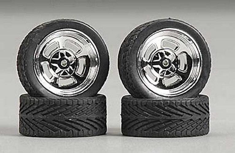 Pegasus Hobbies 2305 Hobbies Holli's w/Tires 23" Chrome Plastic Model (4)