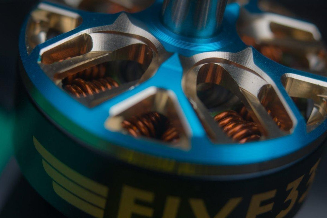 Five33 2207 "Champions Edition" 2070KV Brushless FPV Drone Motor - Choose Connection at WREKD Co.